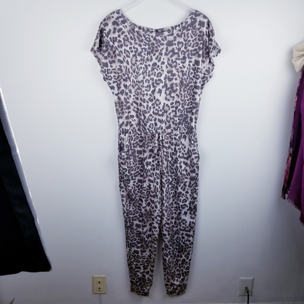 Shein Leopard Print Jumpsuit Romper, Size Large - image 2
